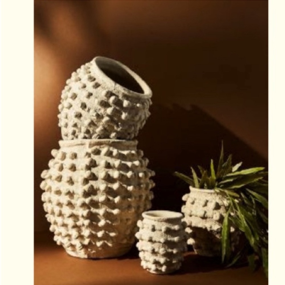 New Anthropologie style clay pot cream